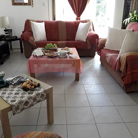 Shared 1st Floor Homestay szállás